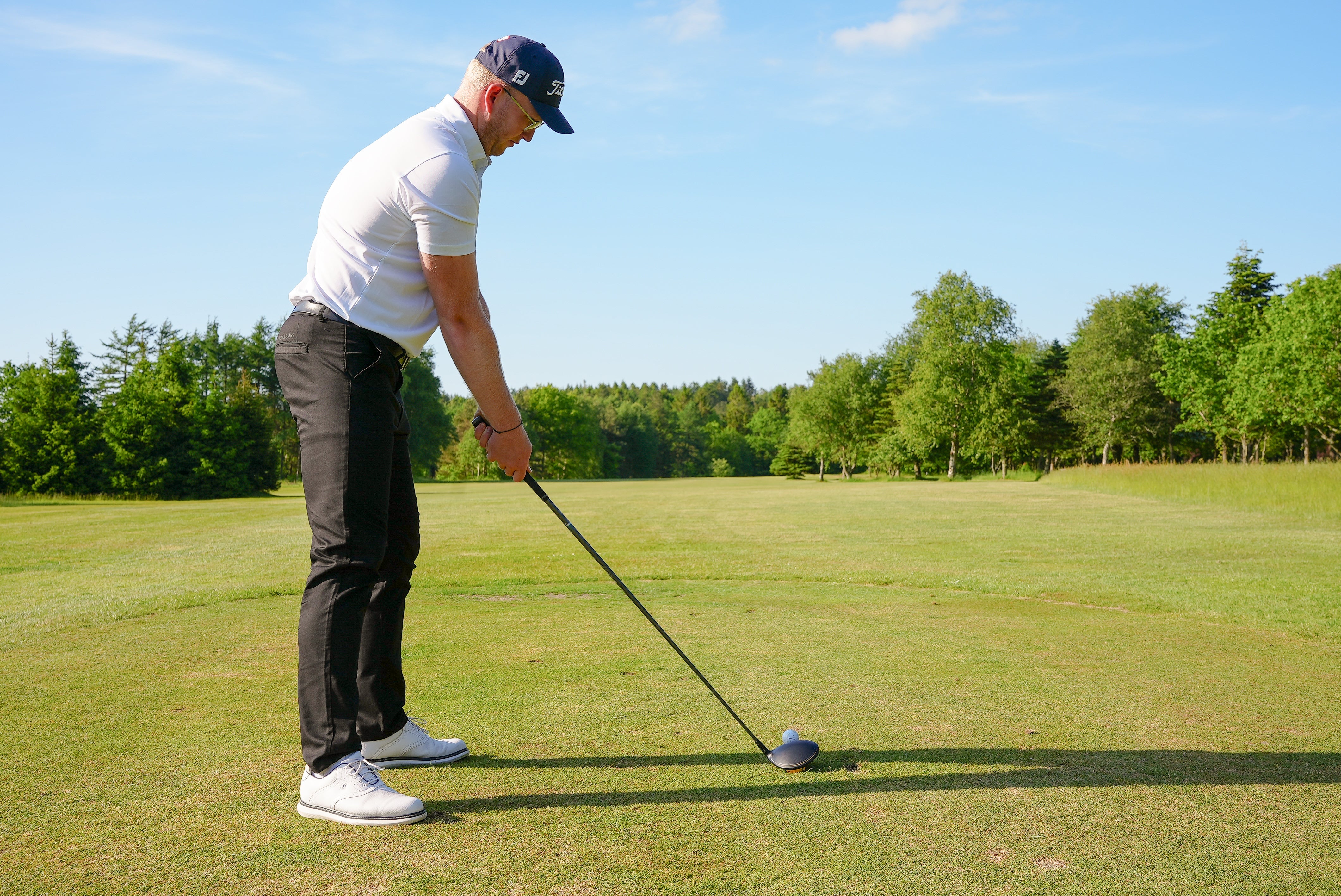 Derfor er det vigtigt med strækbare golfbukser